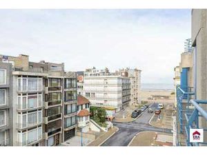 Penthouse avec vue lateral sur mer a vendre à Coxyde!