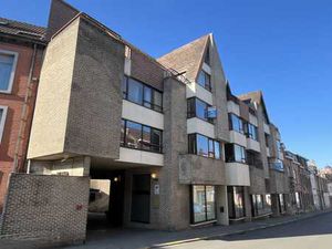 Beau studio de 42m² en plein centre