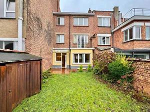 ULB/COURONNE - Maison de 205m² avec jardin