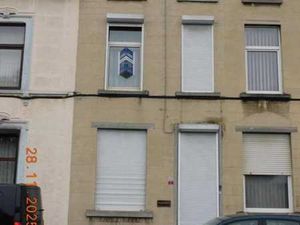 Maison d'habitation avec jardin