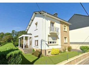 Ravissante propriété idéalement située au centre-ville