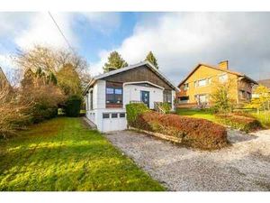 Charmante villa de plain-pied bénéficiant d’un jardin arboré