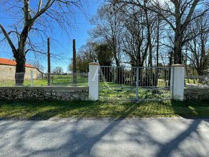 Terrain constructible viabilisé à vendre