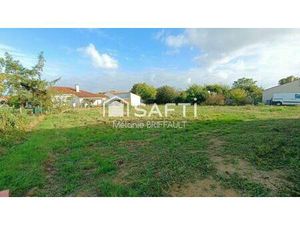 Terrain constructible viabilisé à vendre