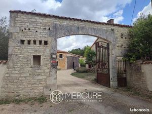 Maison de village 144 m² Lizant