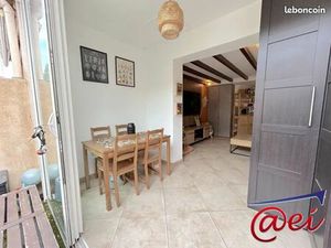 Villa club mitoyenne BANDOL