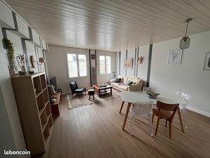 Appartement meublé à louer à l'année