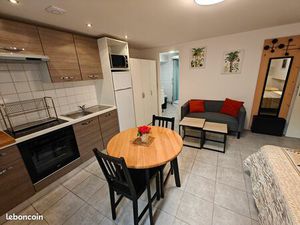 Joli Studio RDC  Rénové