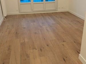 T3 lumineux entièrement rénové avec balcon  garage & parking – Calme & sécurisé  Villefran