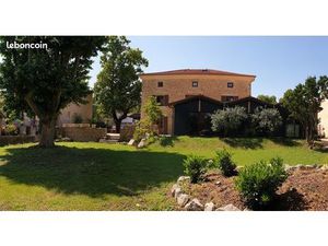 Studio  centre Châteauneuf-de-Galaure