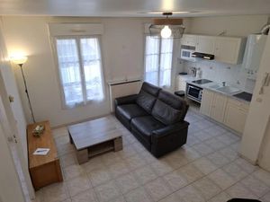 Location meublée appartement 2 pièces 32 m² à Beaumont-sur-Oise (95260)  810 €