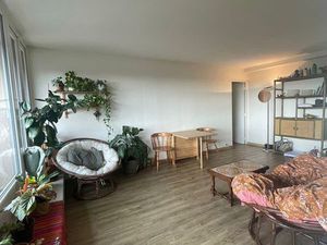 À louer – Bel appartement T3 de 71 m² avec balcon  vue dégagée et cadre verdoyant – Proxim