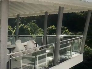 À louer magnifique villa contemporaire semi meublée 130 M2 avec vue panoramique au Gosier