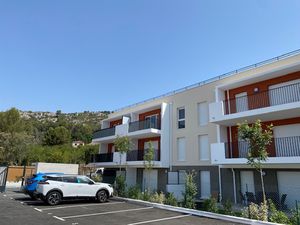 T2 terrasse neuf + pk + box La Bouilladisse