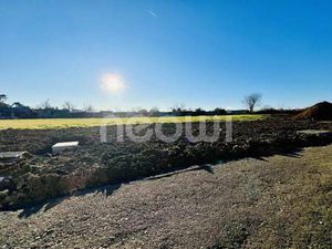 Terrain constructible viabilisé à vendre