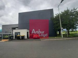 Local d'activités à vendre