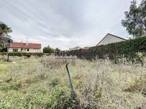 Terrain constructible viabilisé à vendre