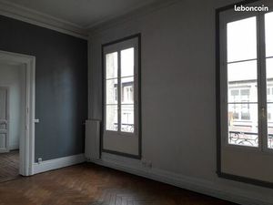 Grand F3 au Calme 2ème étage proche Cours Carnot – Libre