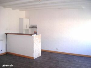 Maison de ville sans jardin port 800m