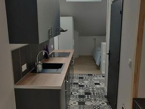 STUDIO meublé avec terrasse