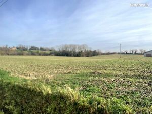 Terrain 710 m² Garnerans