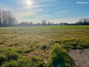 Terrain 588 m² Saint Denis Les Bourg