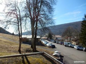 Appartement en Duplex de type 3 de 92m²hab + balcon  2 caves  parking couvert privé