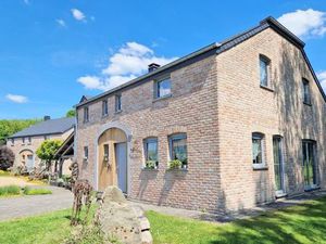 Maison à vendre à Bièvre € 1.450.000 (LI0NU) - Ard'immo | Zimmo