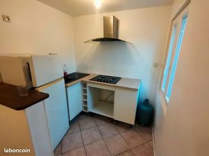 T2 centre ville Chauny 43m2 / 380