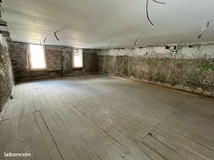 Plateau de 75m2 à aménager - centre ville de Barcelonnette