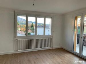 Location appartement dans maison individuelle