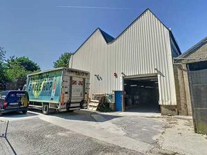 Entrepôt de 1200m² à Bierset