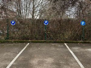 Ferney-Voltaire : Place de Parking résidence Grand Siècle (Impasse du Pégan)