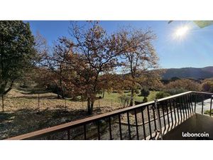 Studio 1 pièce 31 m²