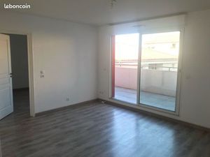 Appartement T2 avec terrasse proche centre-ville