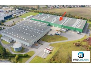 Local logistique 4 488 m²