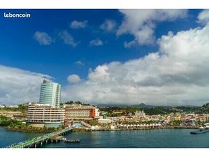 Local commercial 138 m² FORT-DE-FRANCE