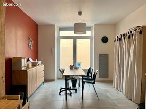 Local professionnel en centre ville