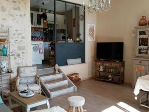 T3 atypique rez de jardin terrasse piscine