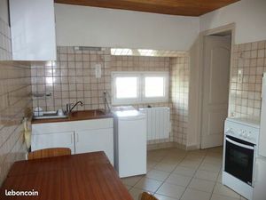 Appartement T1 meublé 44m interphone privas