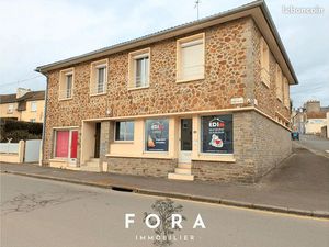 Local 80 m² CONDE EN NORMANDIE