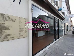 Local commercial 90 m² Le Teil