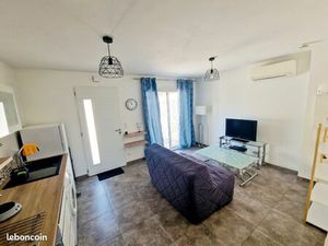 Appartement F2 climatisation parking terrasse