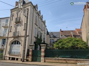 Immeuble 590 m² Néris-les-Bains