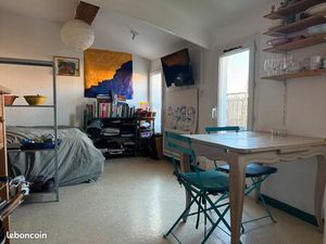 À VENDRE - STUDIO DE 18m2 - TERRASSE - VIEUX PORT / CANNEBIERE 13001