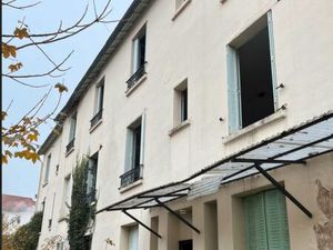 Immeuble 360m2 plein centre de Vichy à rénover