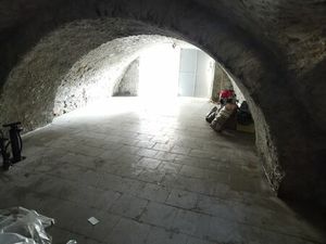 Garage Lesvans Centre à vendre