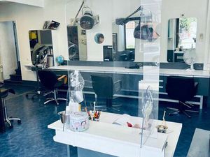 Vends salon de coiffure (fonds sans les murs)
