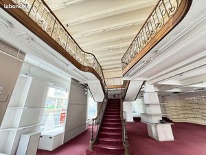 Local 330 m² Montluçon