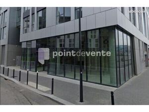 Local commercial 156 m²